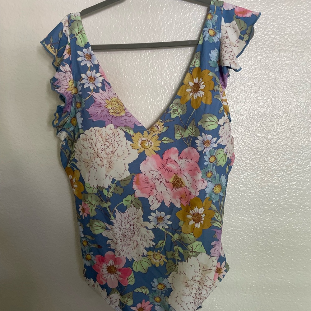 Summersalt- The Ruffle Backflip- Country Club Floral